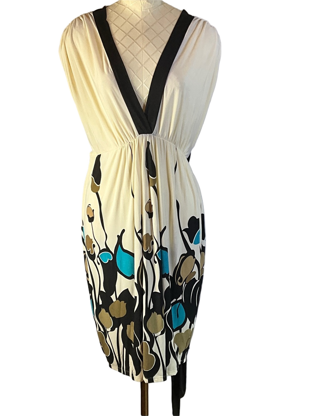 Olian Large Floral Elastic Sleeve and Waist Sleeveless Maternity Midi Dress
